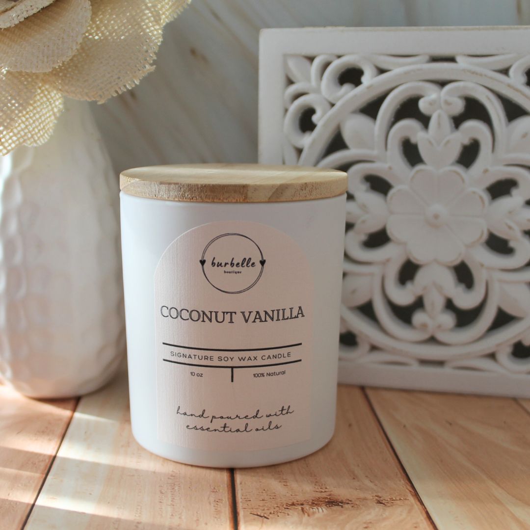 SIGNATURE Coconut Vanilla Candle